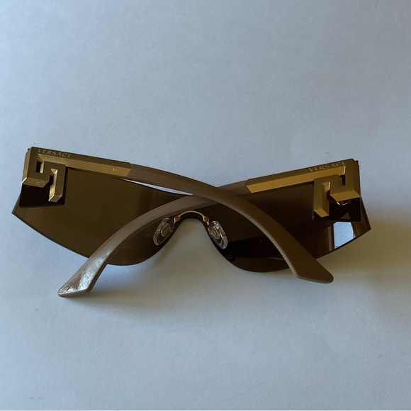 VERSACE 2241 1002/63 SUNGLASSES GOLD AND BROWN WITH CASE NWOT main image 6